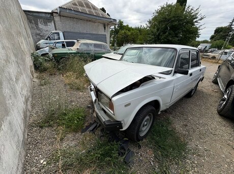 LADA (VAZ) 2107