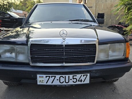 Mercedes 190