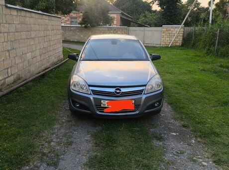 Opel Astra 2007