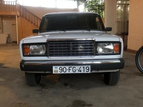 LADA (VAZ) 2107