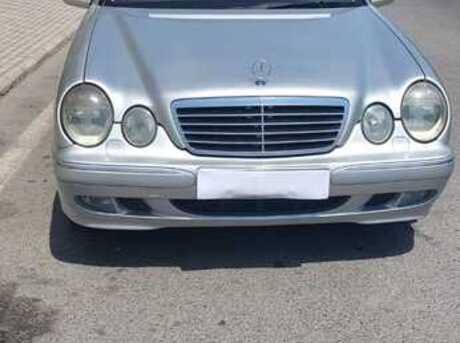Mercedes E 270 2001