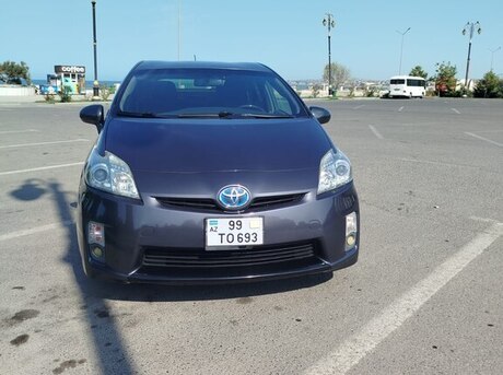 Toyota Prius 2011