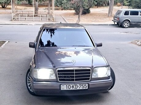 Mercedes E 220 1993