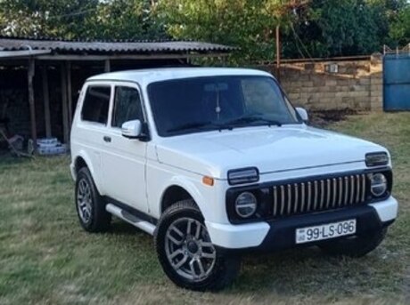 LADA (VAZ) Niva