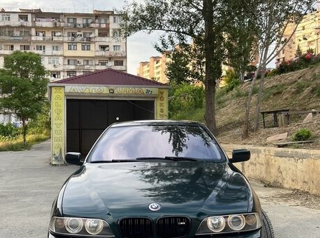BMW 528