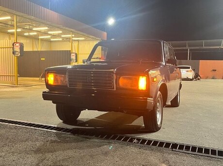 LADA (VAZ) 2107