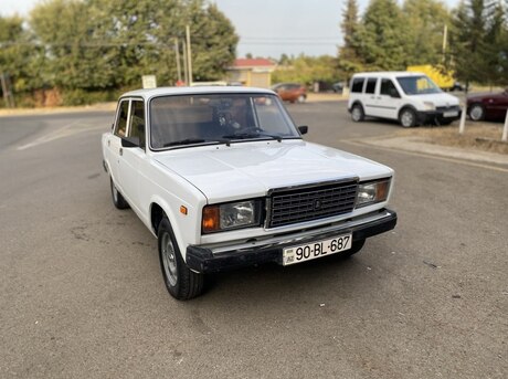 LADA (VAZ) 2107