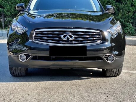Infiniti FX35 2010