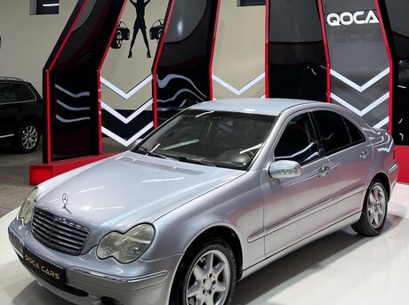 Mercedes C 240