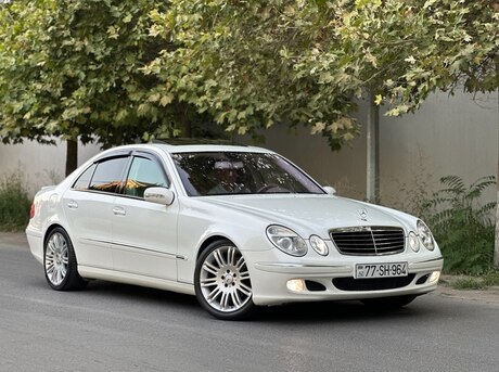 Mercedes E 240 2003
