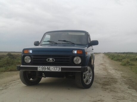 LADA (VAZ) Niva 2015