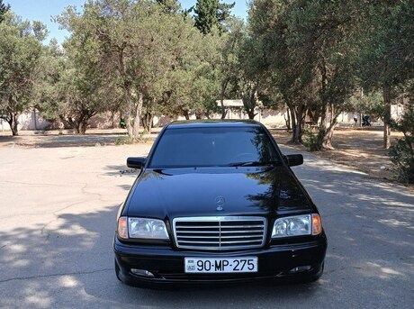Mercedes C 220