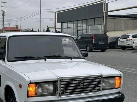 LADA (VAZ) 2107