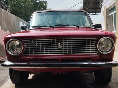LADA (VAZ) 21011 1986