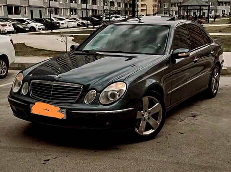 Mercedes E 240 2002