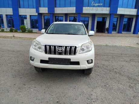 Toyota Land Cruiser Prado 2012