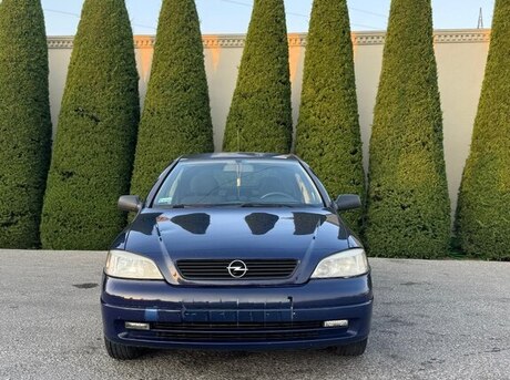 Opel Astra 2005
