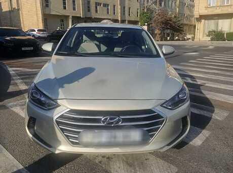 Hyundai Elantra 2016
