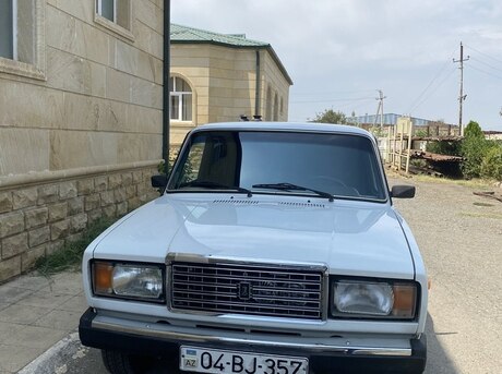 LADA (VAZ) 2107