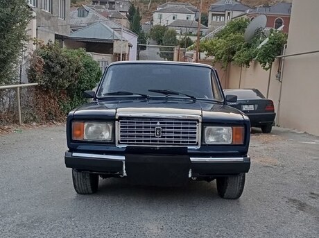 LADA (VAZ) 2107