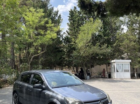 Opel Astra 2004