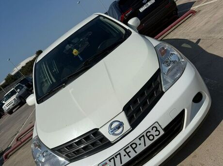 Nissan Tiida 2013
