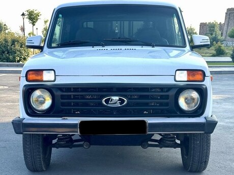 LADA (VAZ) Niva 2012