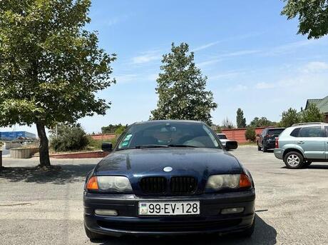 BMW 318