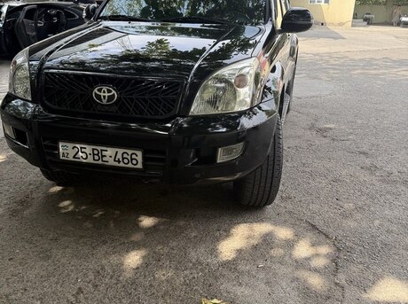 Toyota Land Cruiser Prado