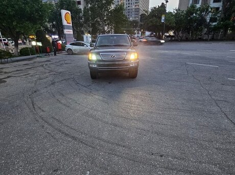 Lexus LX 470 2006