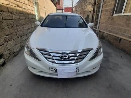 Hyundai Sonata 2012
