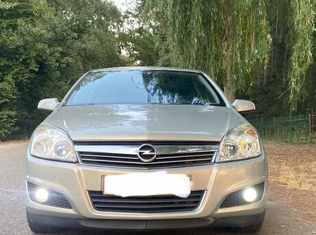 Opel Astra 2007