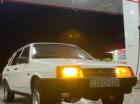 LADA (VAZ) 21099