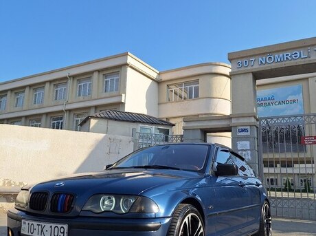 BMW 318