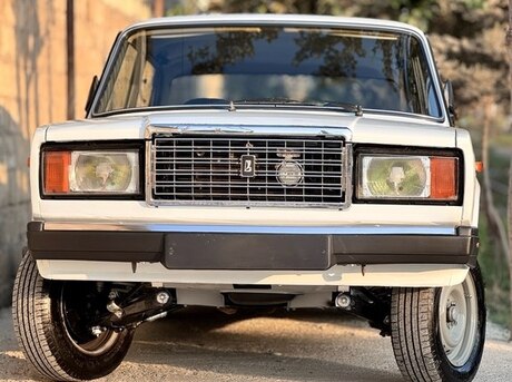 LADA (VAZ) 2107