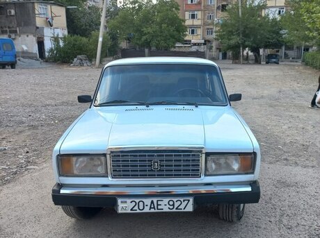 LADA (VAZ) 2107