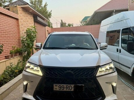 Lexus LX 450d