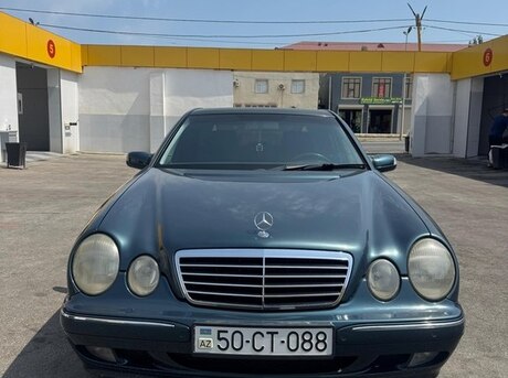 Mercedes E 240 2000
