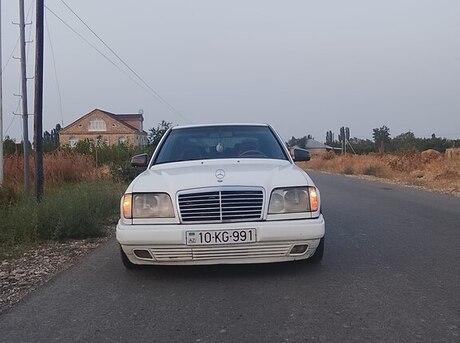 Mercedes E 220 1995