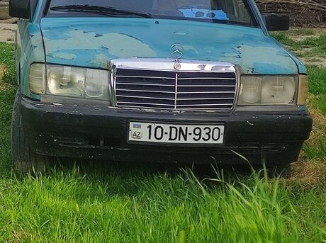 Mercedes 190