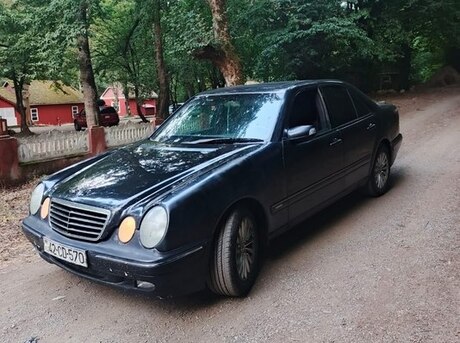 Mercedes E 220 1996