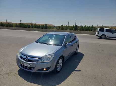 Opel Astra 2007