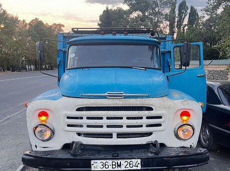 ZIL 130