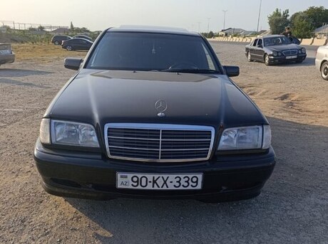 Mercedes C 180
