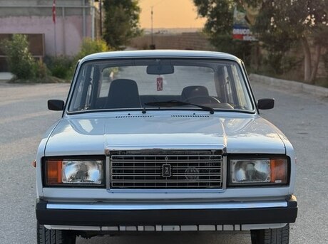 LADA (VAZ) 2107 2011