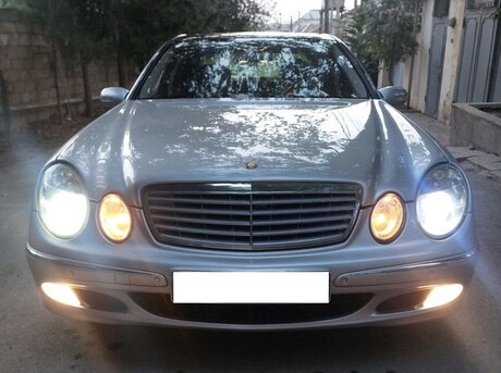 Mercedes E 270 2002