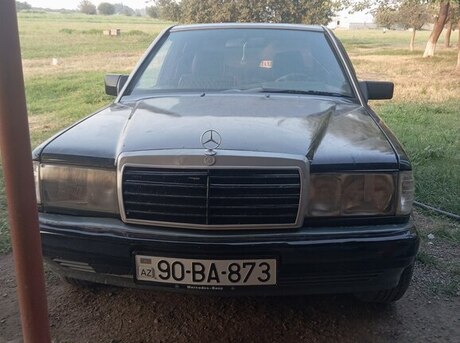 Mercedes 190