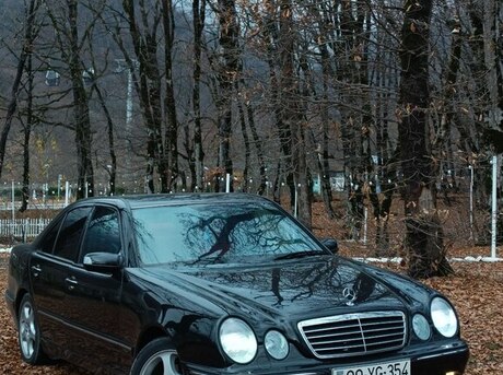 Mercedes E 240 2000