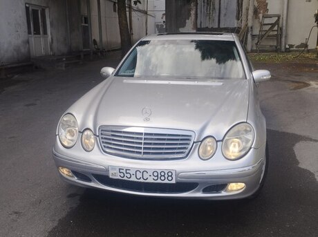 Mercedes E 240 2002