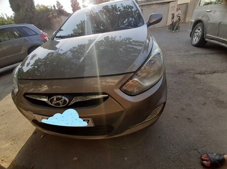 Hyundai Accent